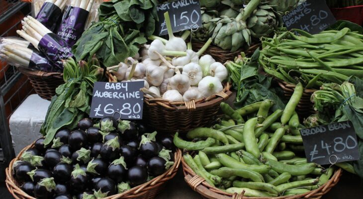 la segmentation de marché est une stratégie essentielle en marketing qui consiste à diviser un marché en sous-groupes distincts de consommateurs pour mieux répondre à leurs besoins et attentes. découvrez comment identifier et analyser ces segments pour optimiser vos campagnes et augmenter votre impact sur le marché.