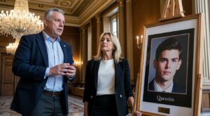 jean-michel aulas invite le maire de lyon à rendre hommage à quentin en installant son portrait à l'hôtel de ville, soulignant l'importance de cet hommage public.